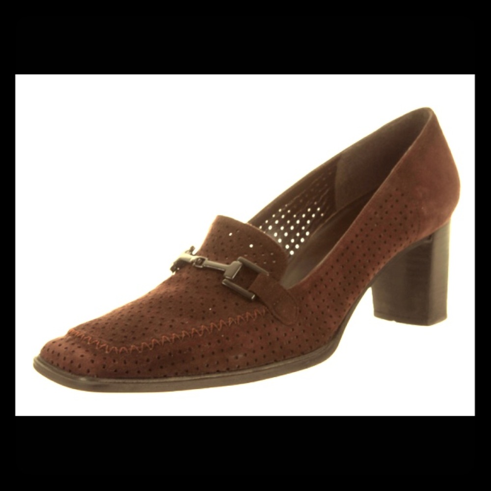 Stuart Weitzman Pumps - image 1